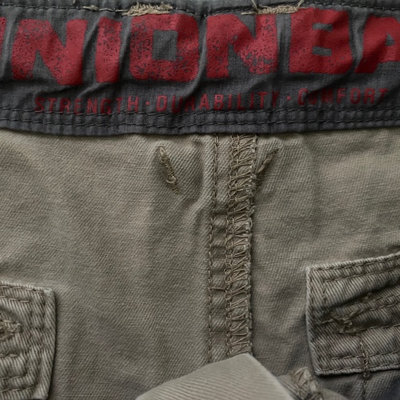 UnionBay | 21 inch frayed khaki shorts - Picture 4 of 5